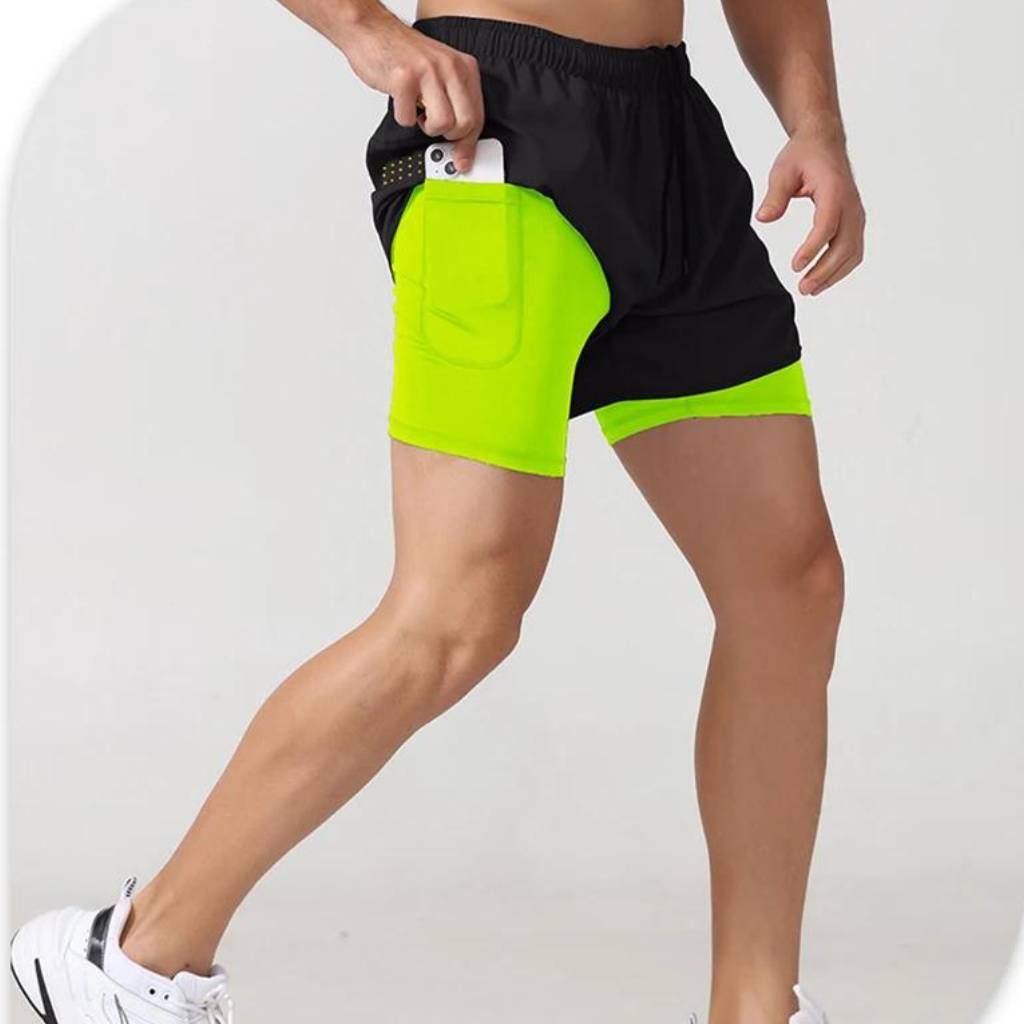 Shorts Active masculino destacando a cintura com estilo e conforto