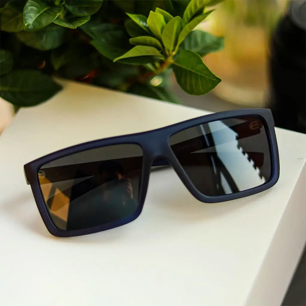 Óculos de Sol Masculino Quadrado Elegance Oley Preto Matte - com Cinza